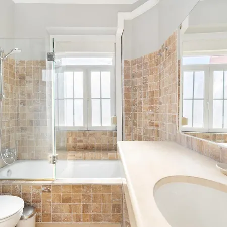 Whome Aq2 Prime Location Luxury For Family & Friends * Lissabon